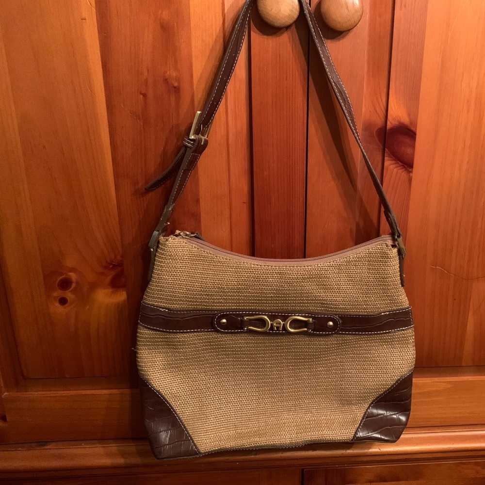 Timeless Etienne Aigner shoulder bag